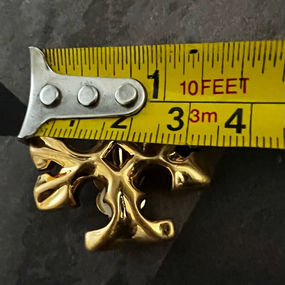 Tory Burch Authentic Bold Double T Golden Roxanne Large Clip On Stud Earrings - Picture 6 of 17